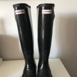 Black Tall Hunter boots